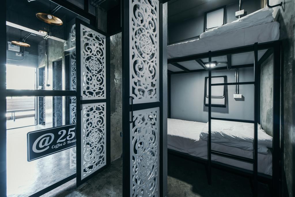 @25 Hostel Chiang Mai Extérieur photo
