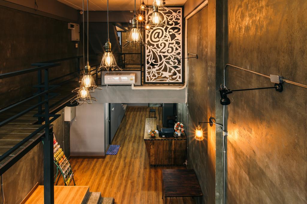 @25 Hostel Chiang Mai Extérieur photo